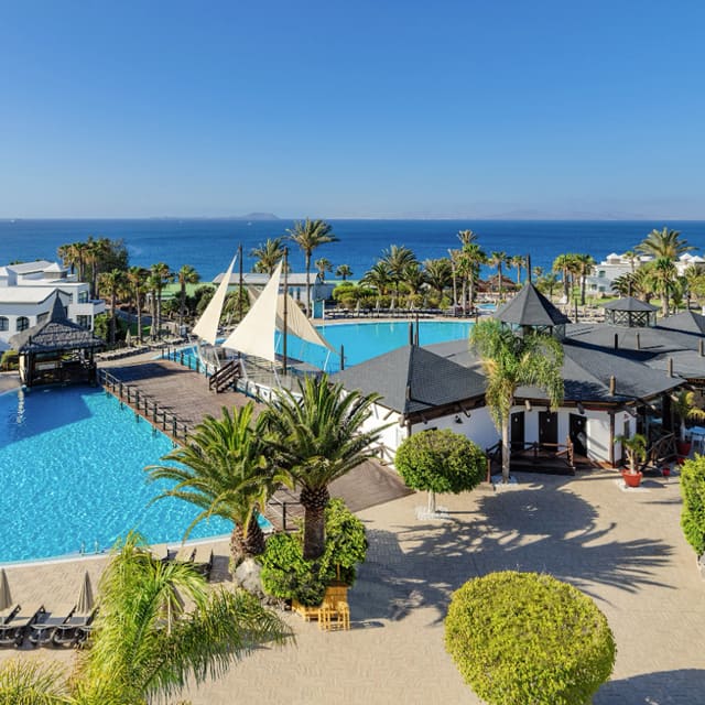 Aparthotel Costa Volcán & Spa in Puerto del Carmen