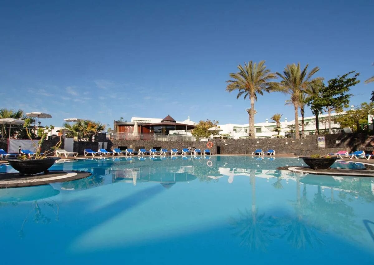 Caybeach Sun Playa Blanca: een 3-sterren complex met vijf zwembaden