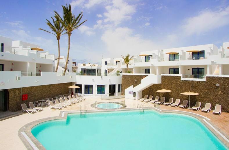 H10 Timanfaya Palace in Playa Blanca: rust en uitzicht aan zee
